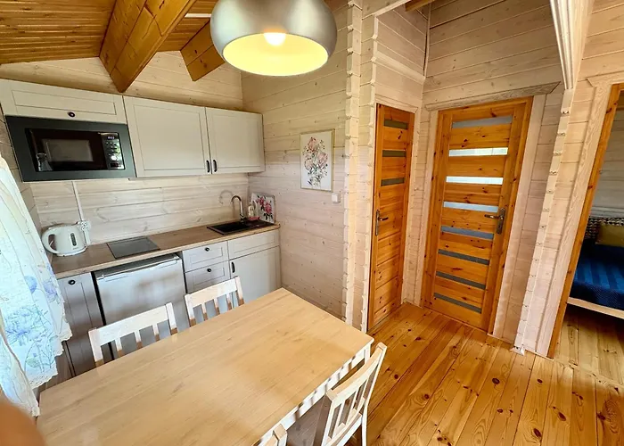 Pod Dzika Jablonia Debina (Ustka)